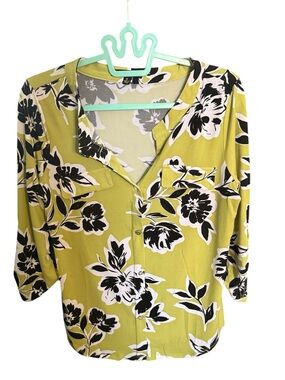 Adrienne Vittadini Lime Green Floral Button-Front Blouse